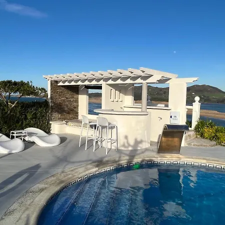 Robayera A Linea De Playa Holiday home Miengo